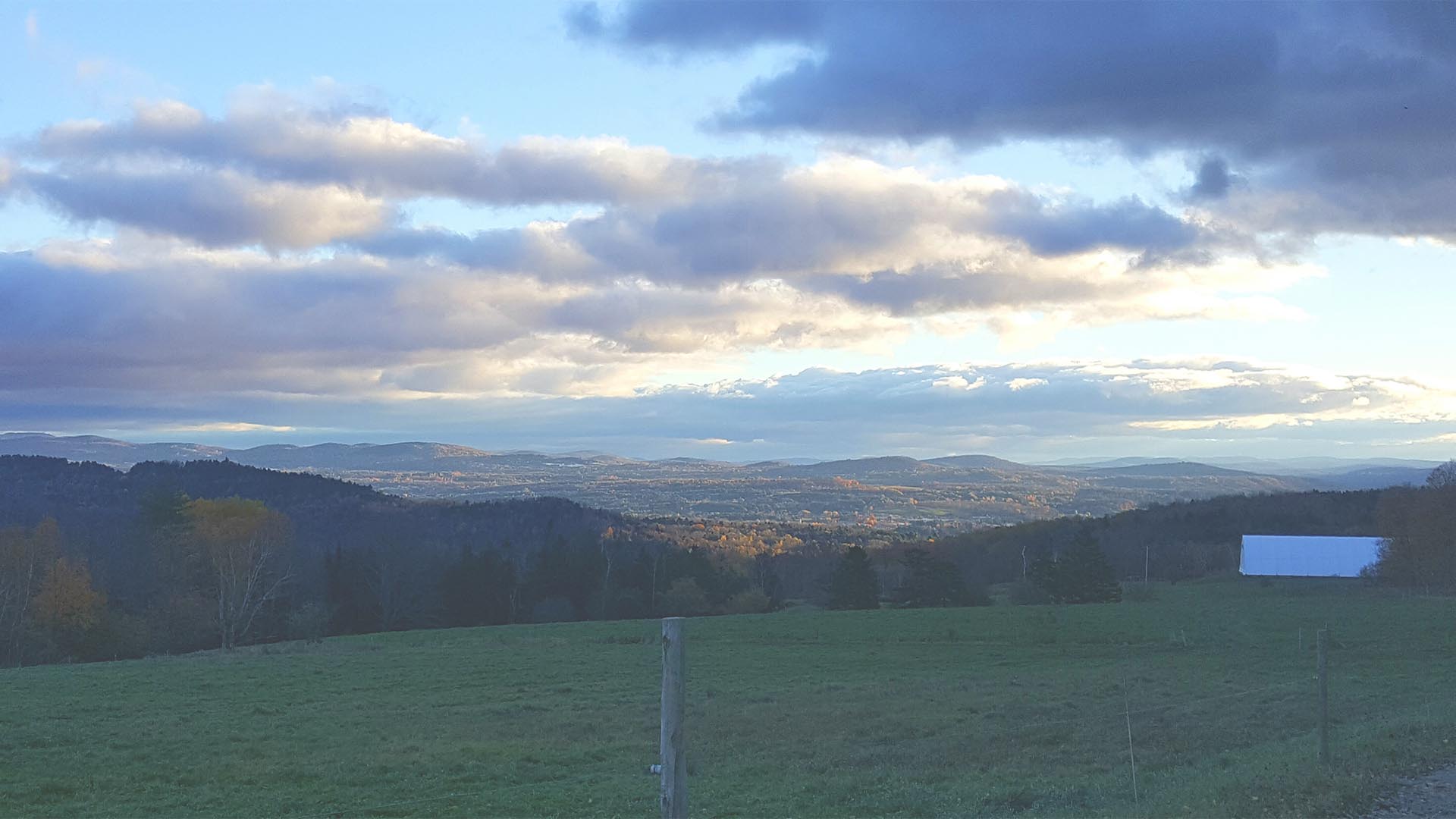 Vermont farm and mountains in the fall